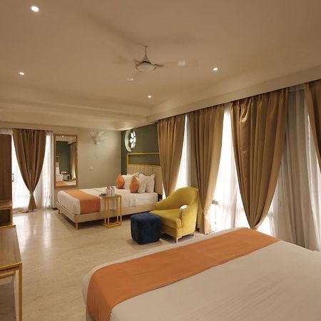 Phoenix - Unmatched Comfort Udaipur Bagian luar foto