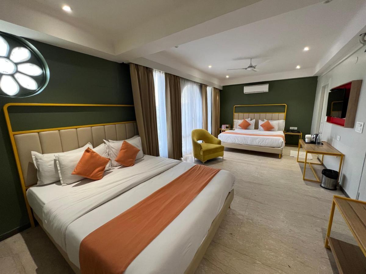 Phoenix - Unmatched Comfort Udaipur Bagian luar foto