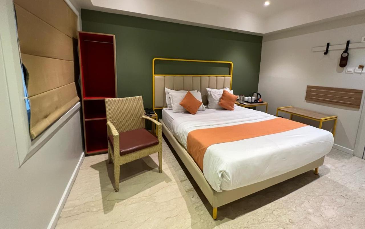 Phoenix - Unmatched Comfort Udaipur Bagian luar foto